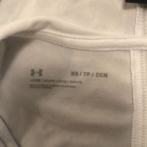 New Under Armour Hooded Shirt - Picture 5 of 7